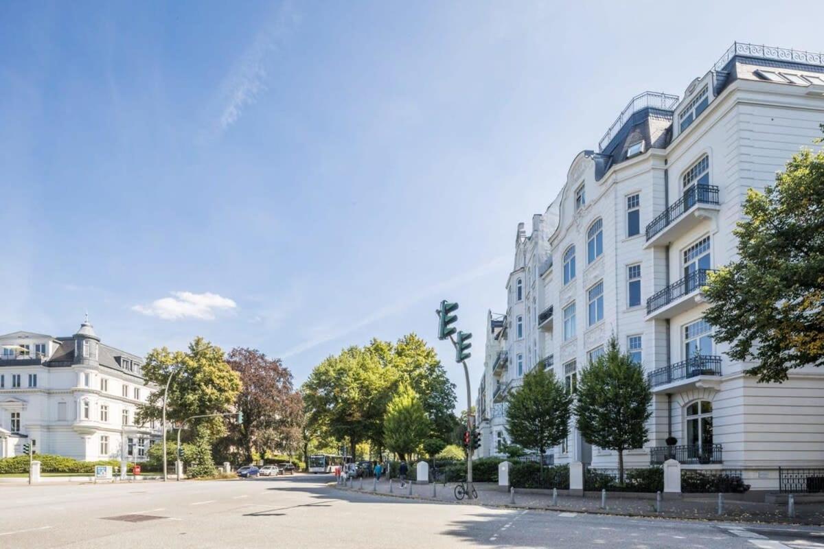 Modern Apartment Near Aussenalster Hamburg Exterior foto